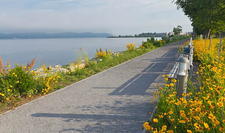 RiverWalk Park, Tarrytown RiverWalk Park, Tarrytown