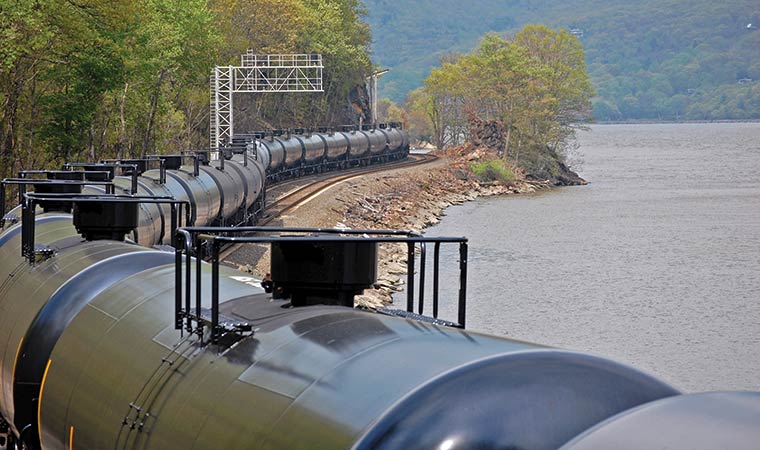 Crude Oil Train along the Hudson Crude Oil Train along the Hudson