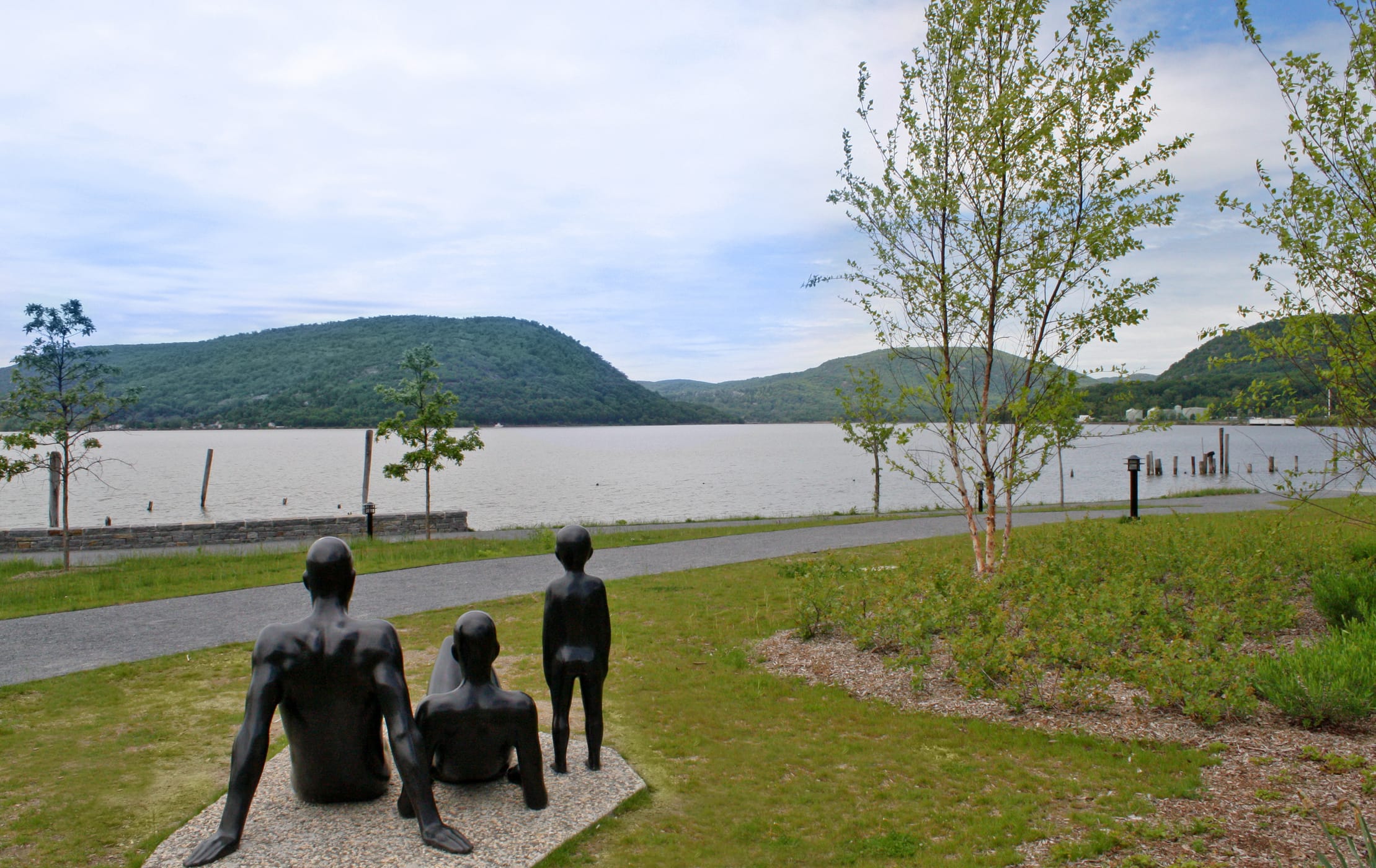 Scenic Hudson Park at Peekskill Landing