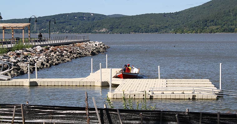 Scenic Hudson Park at Peekskill Landing