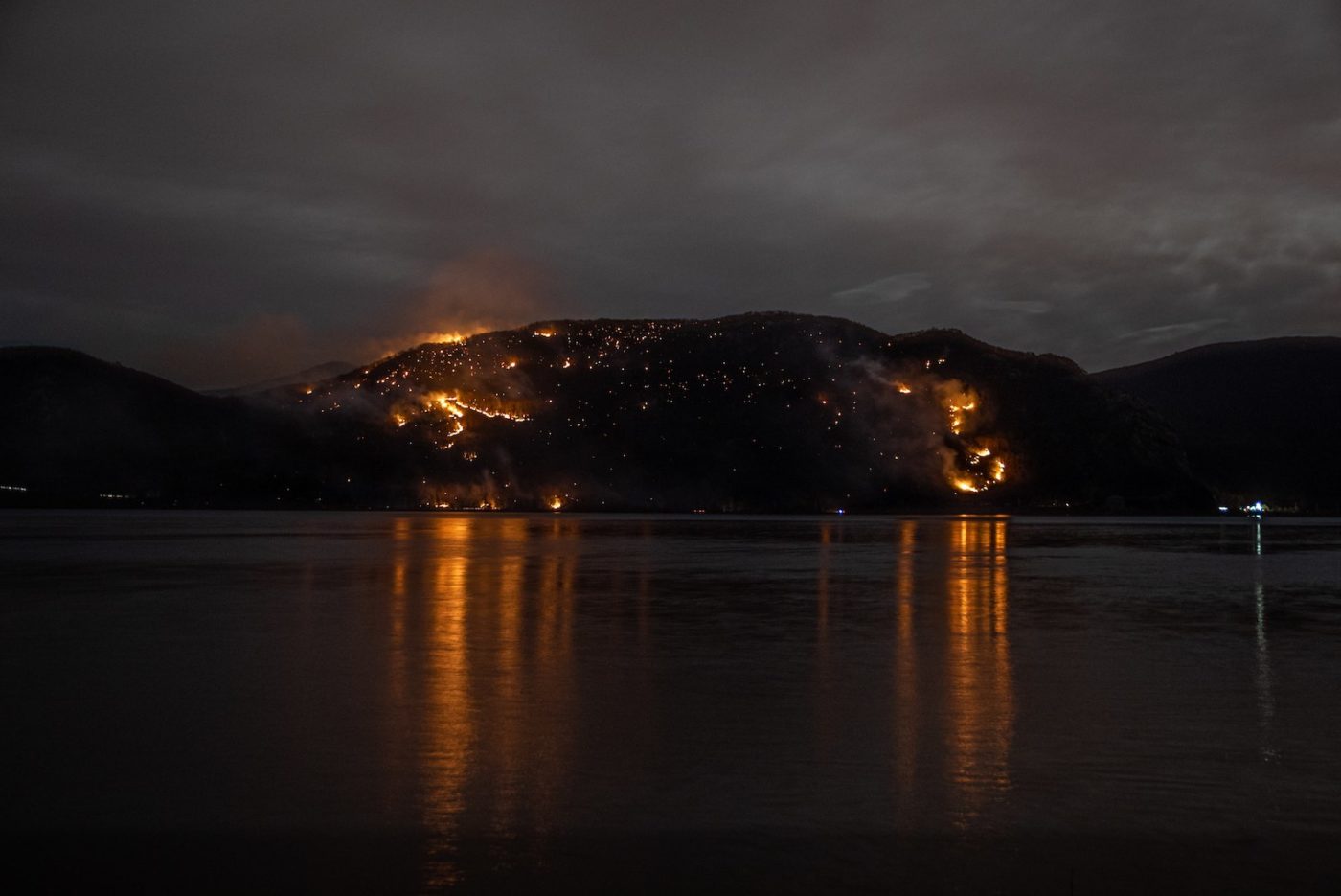 Breakneck Fire, March 9, 2020