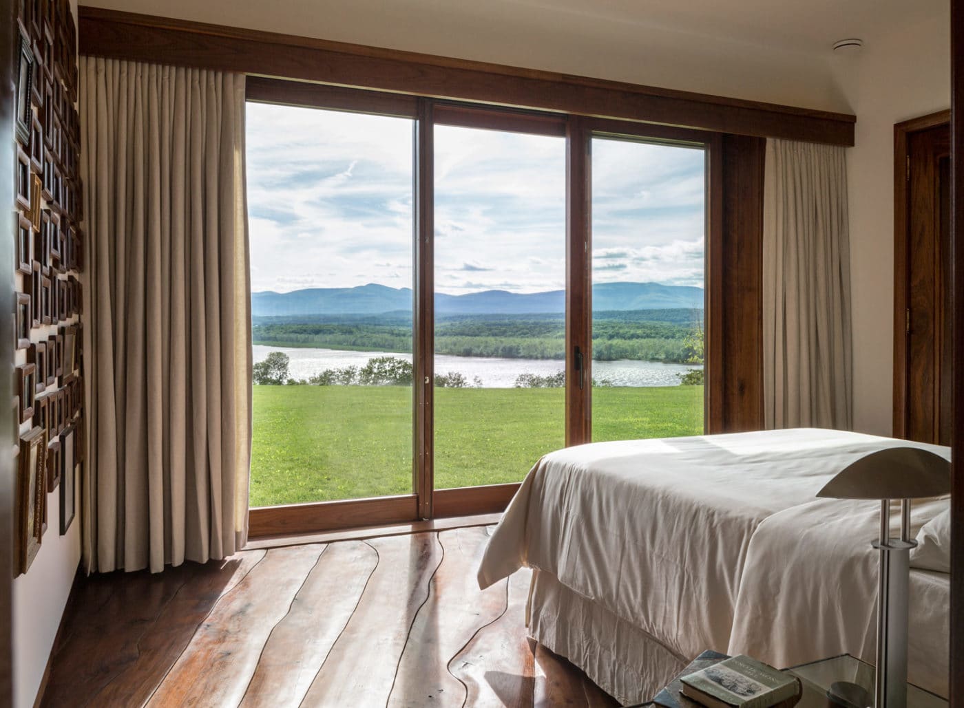 Allan Shope's earth-bermed home - interior