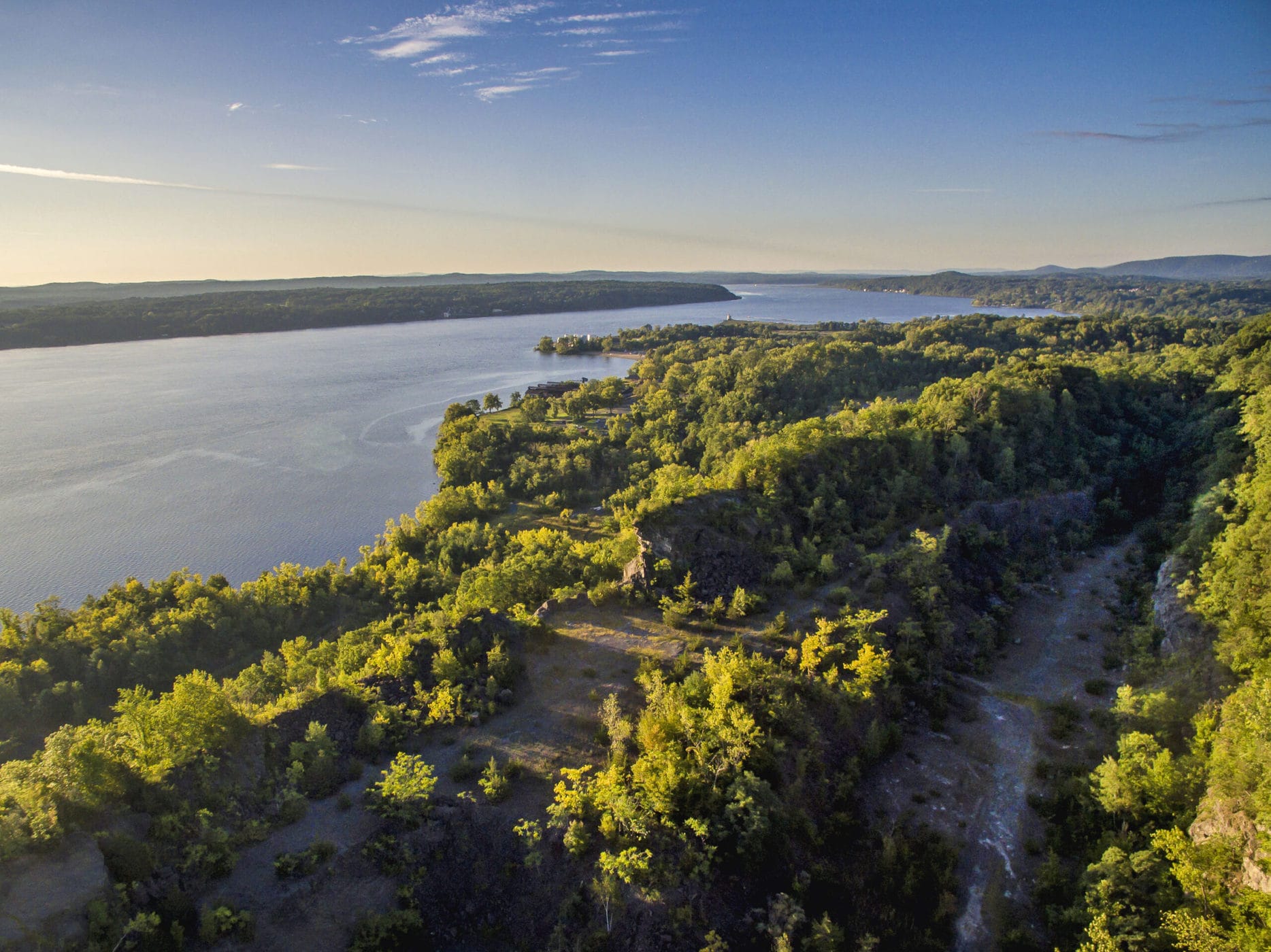 Looking south from the park, visitors can spot the Town of Esopus, Kingston Point Park and the Rondout Lighthouse in the distance. (Photo: Robert Rodriguez, Jr. / Courtesy of www.scenichudson.org)