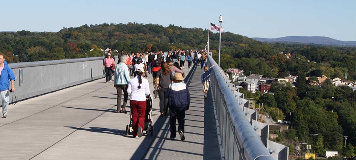 Walkway-Railroad-after-crop