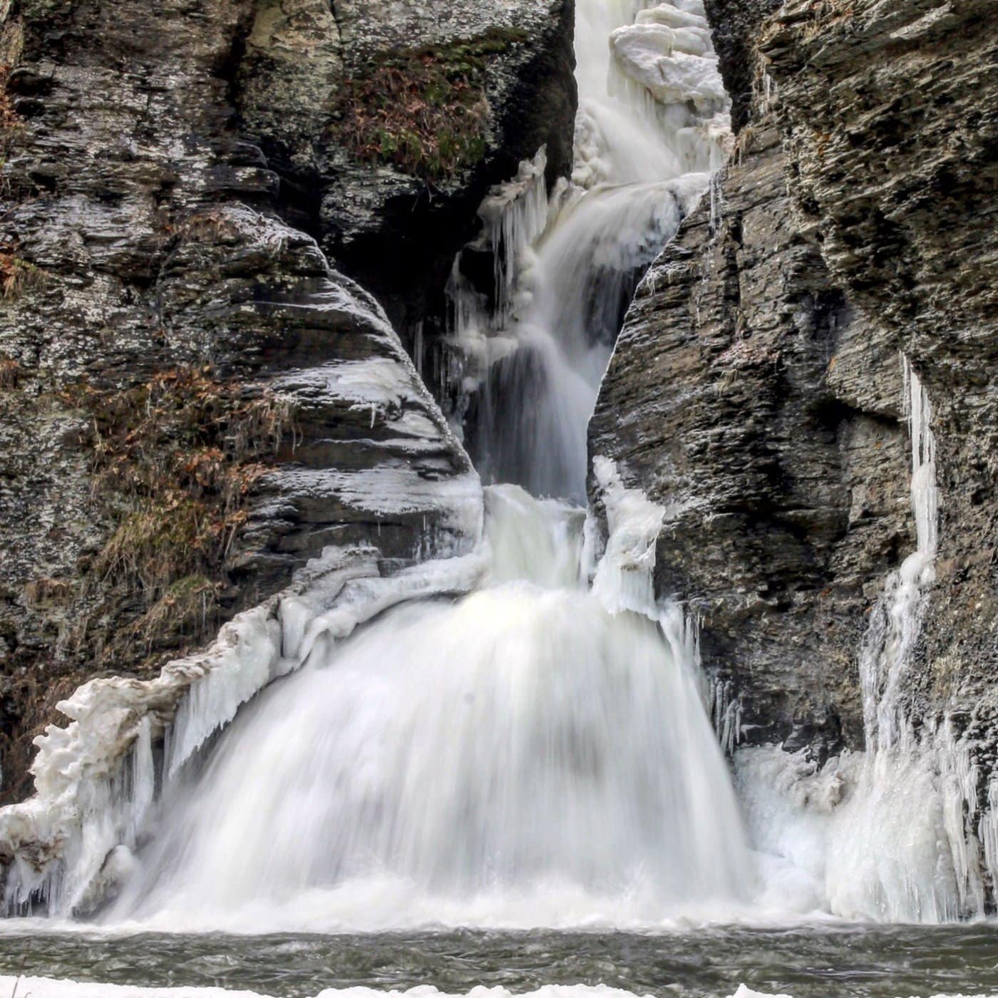 Regional Guide to a Winter Hiking Treat: Frozen Waterfalls - Scenic Hudson